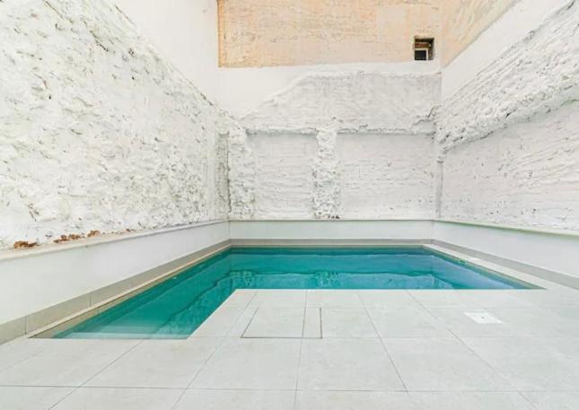 Apartamentos Breton 17 Double Deluxe Alicante Dış mekan fotoğraf